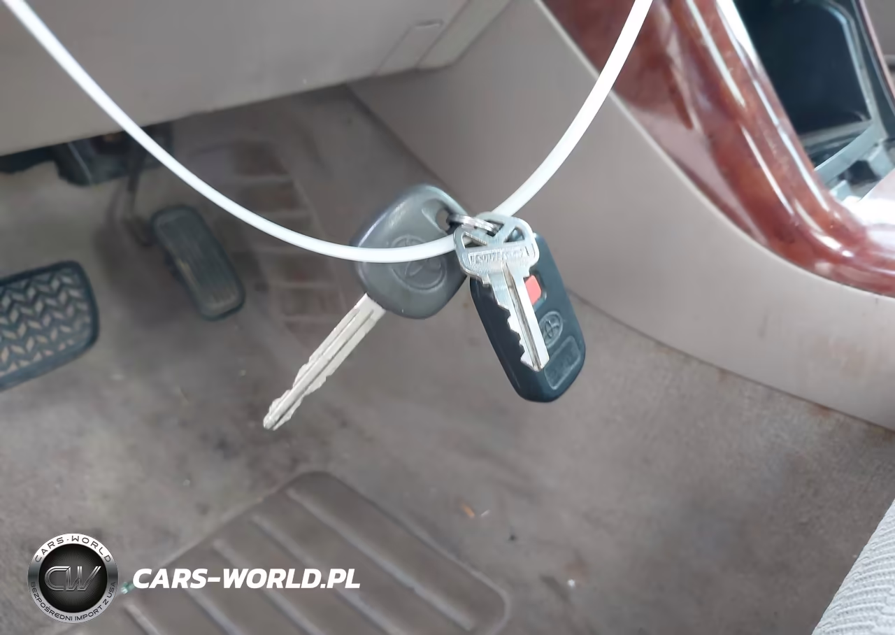 2005 Toyota Camry Xle VIN:4T1BE32K75U553301 - 11