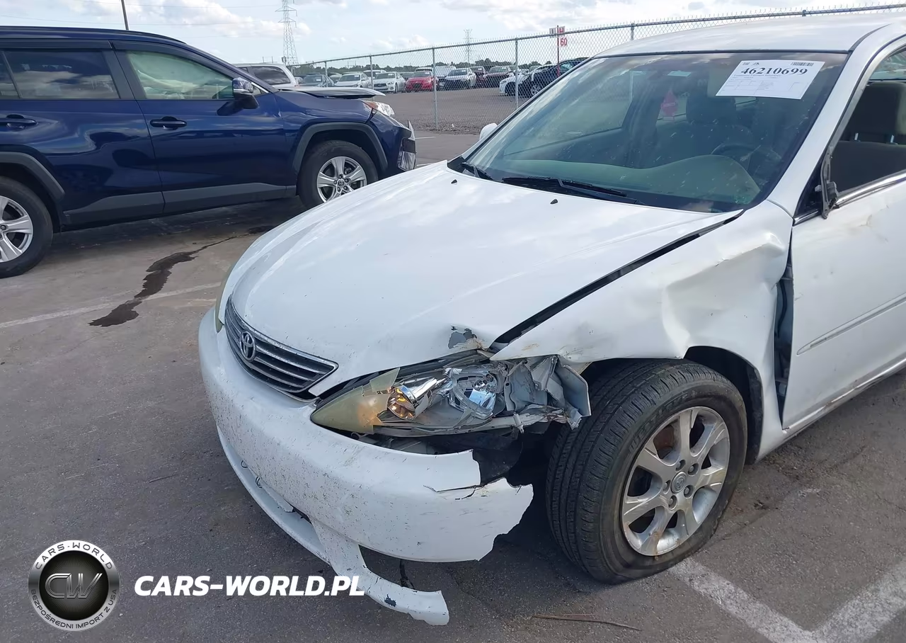 2005 Toyota Camry Xle VIN:4T1BE32K75U553301 - 6