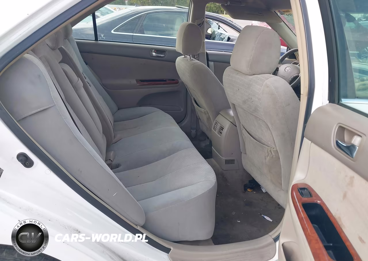 2005 Toyota Camry Xle VIN:4T1BE32K75U553301 - 8
