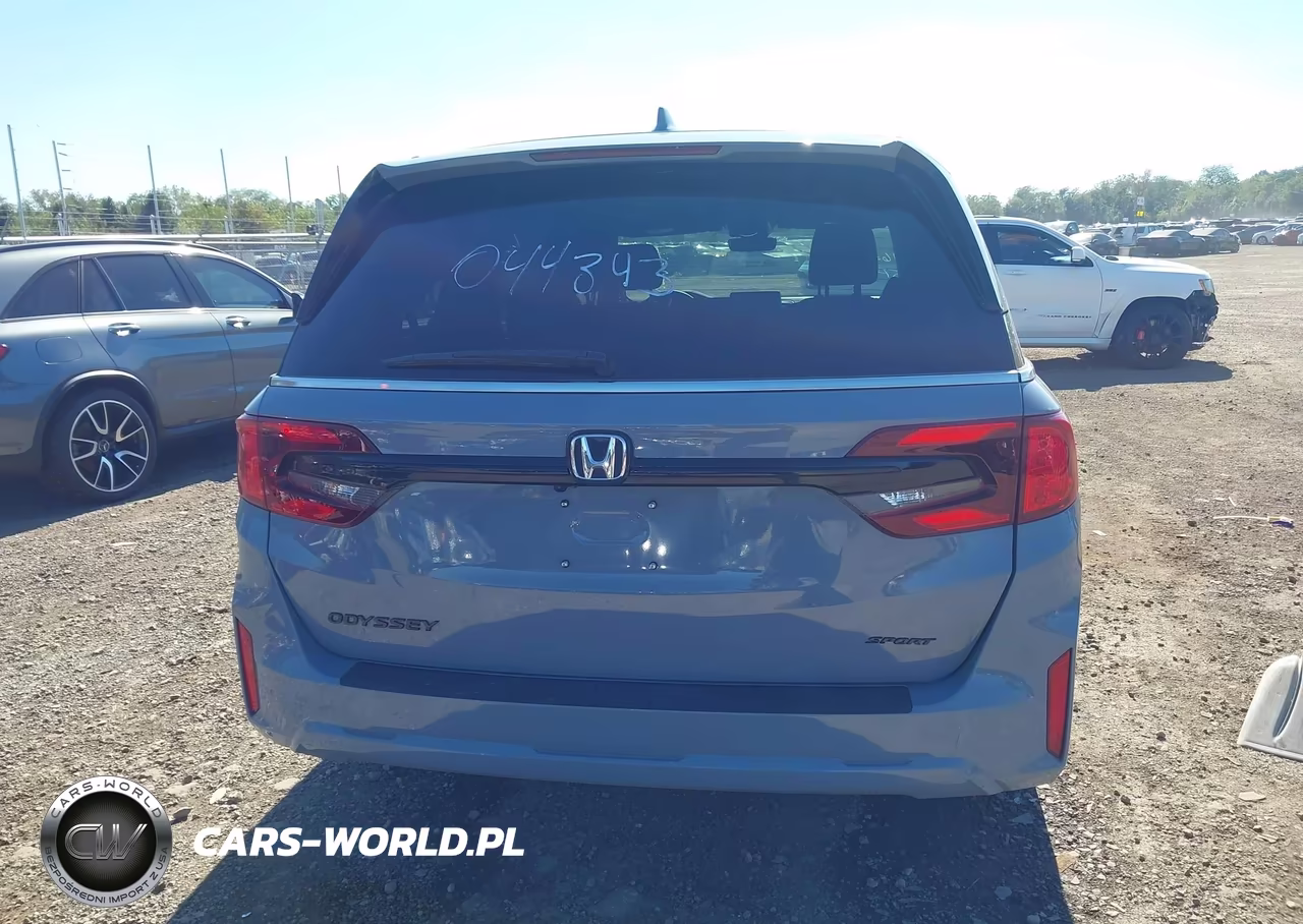 2026 Honda Odyssey Sport-L VIN:5FNRL6H75TB044343 - 16