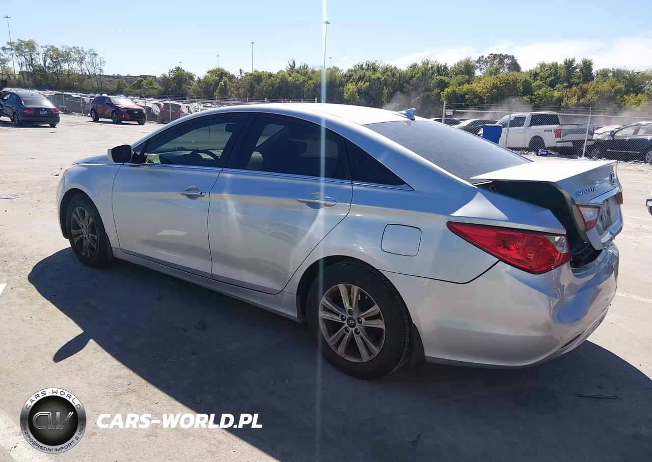 2013 Hyundai Sonata Gls VIN:5NPEB4AC3DH682588 - 3
