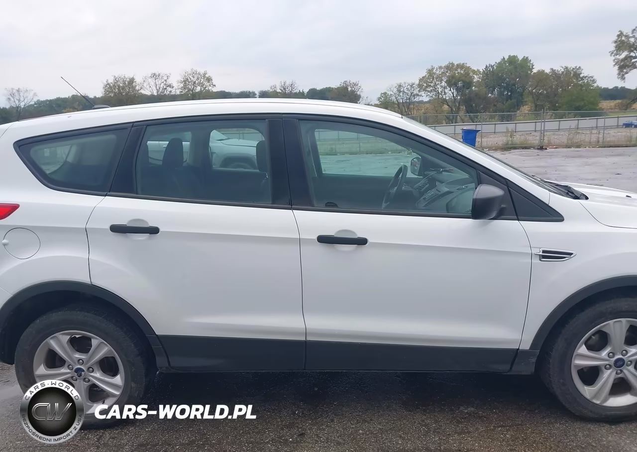 2016 Ford Escape S VIN:1FMCU0F78GUC75457 - 13