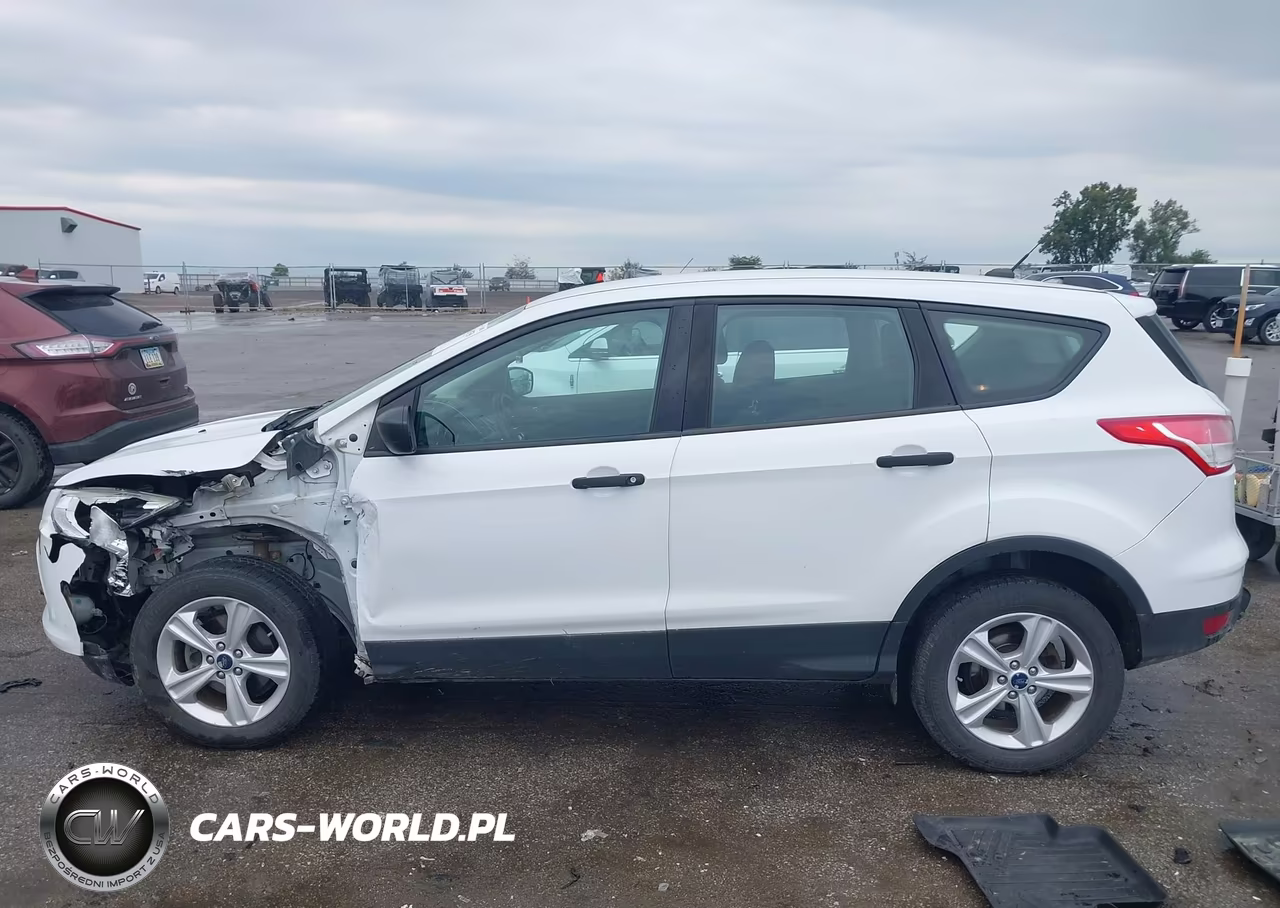2016 Ford Escape S VIN:1FMCU0F78GUC75457 - 14