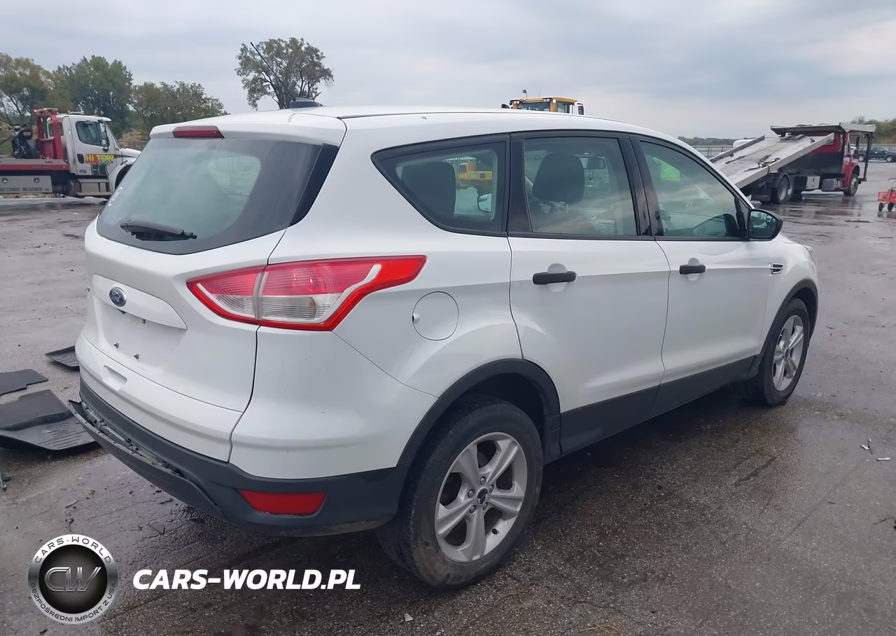 2016 Ford Escape S VIN:1FMCU0F78GUC75457 - 4
