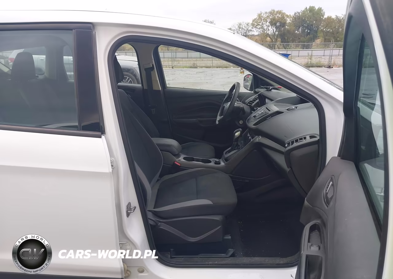 2016 Ford Escape S VIN:1FMCU0F78GUC75457 - 5