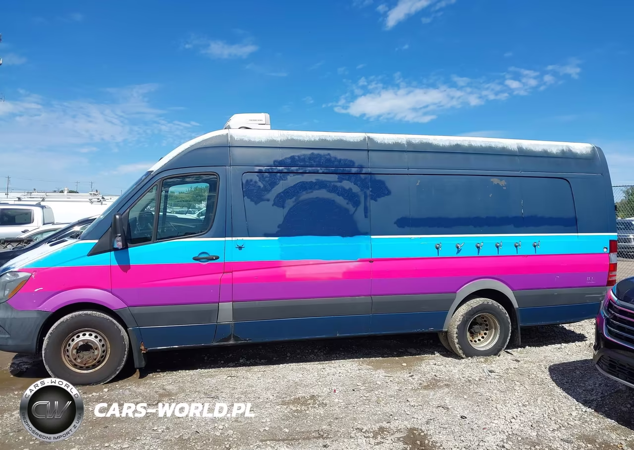 2015 Mercedes-Benz Sprinter 3500 High Roof VIN:WD3PF1CCXF5992386 - 14