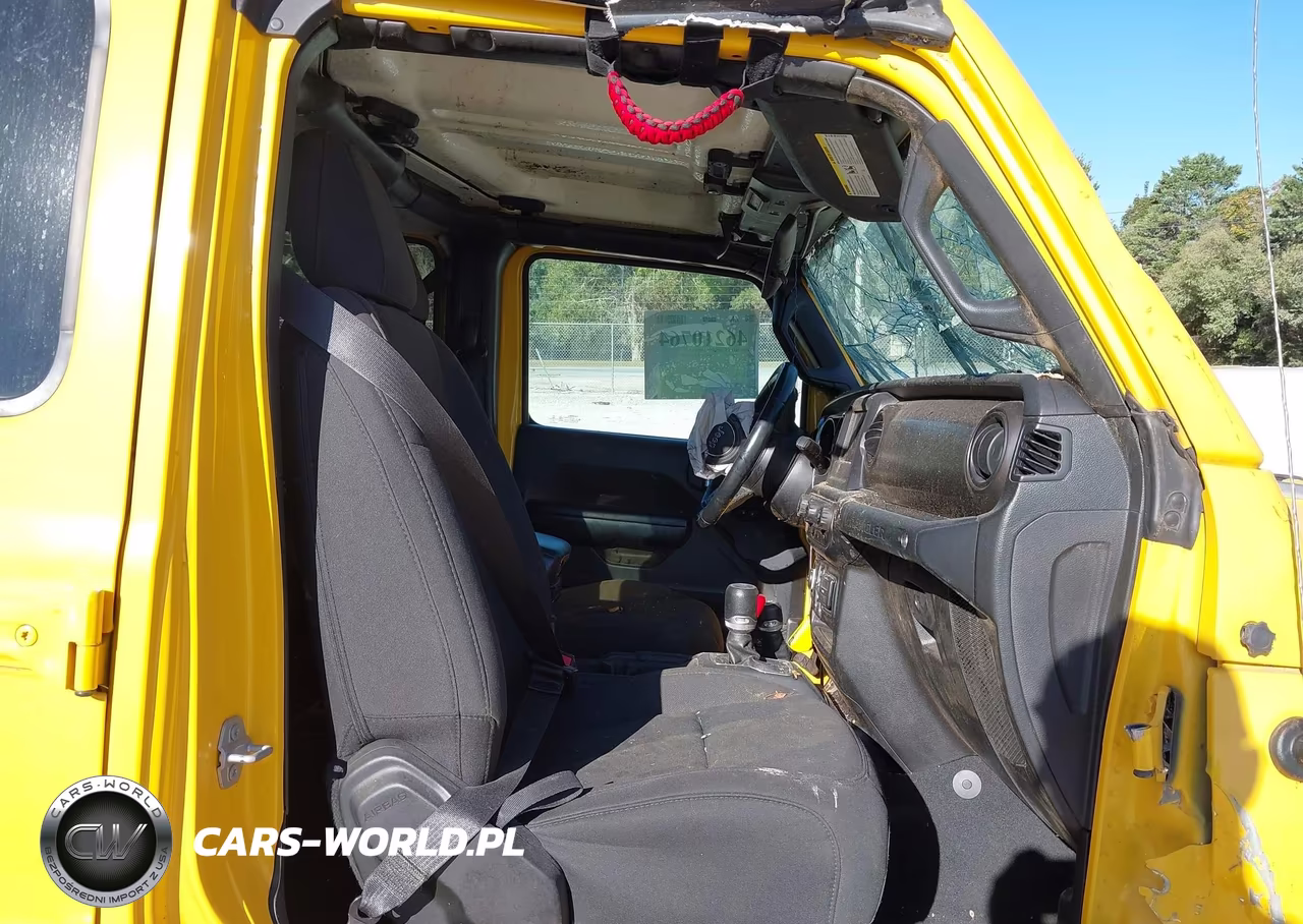 2020 Jeep Wrangler Unlimited Sport S 4X4 VIN:1C4HJXDN2LW142575 - 5