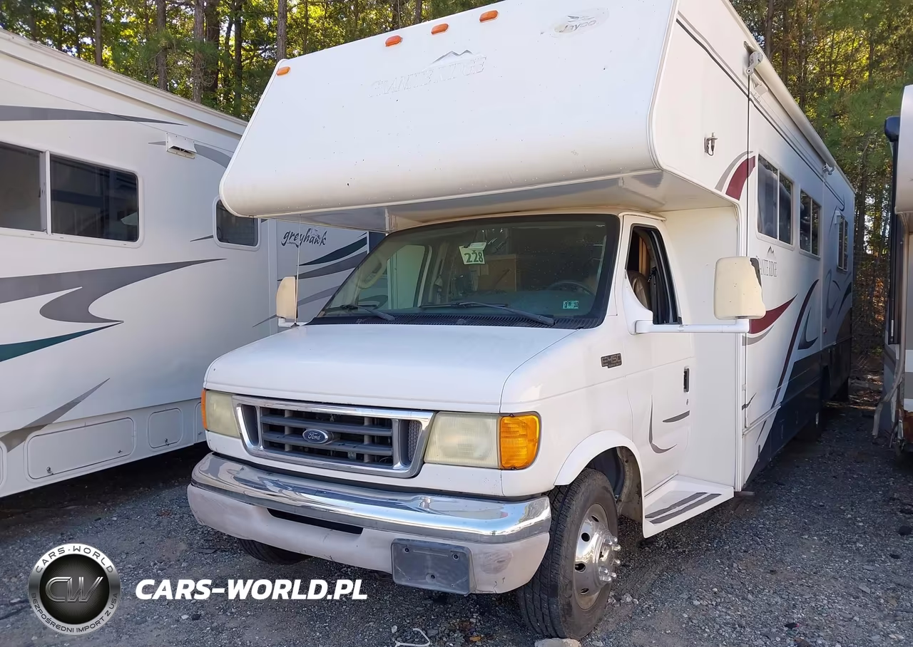 2003 Ford E-450 Cutaway Standard VIN:1FDXE45S53HB76707 - 2