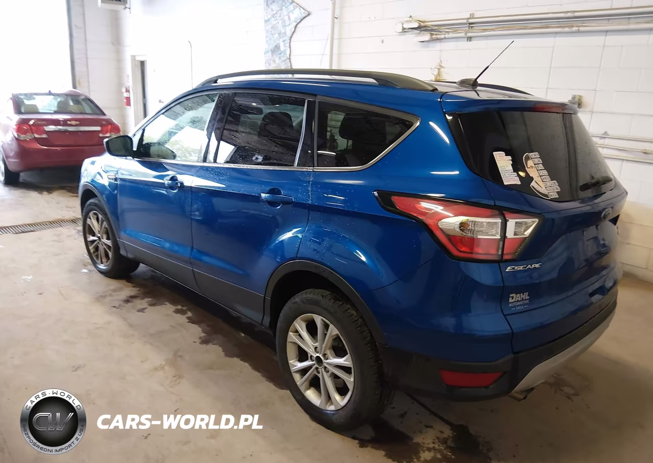 2017 Ford Escape Se VIN:1FMCU9GD5HUC16814 - 3