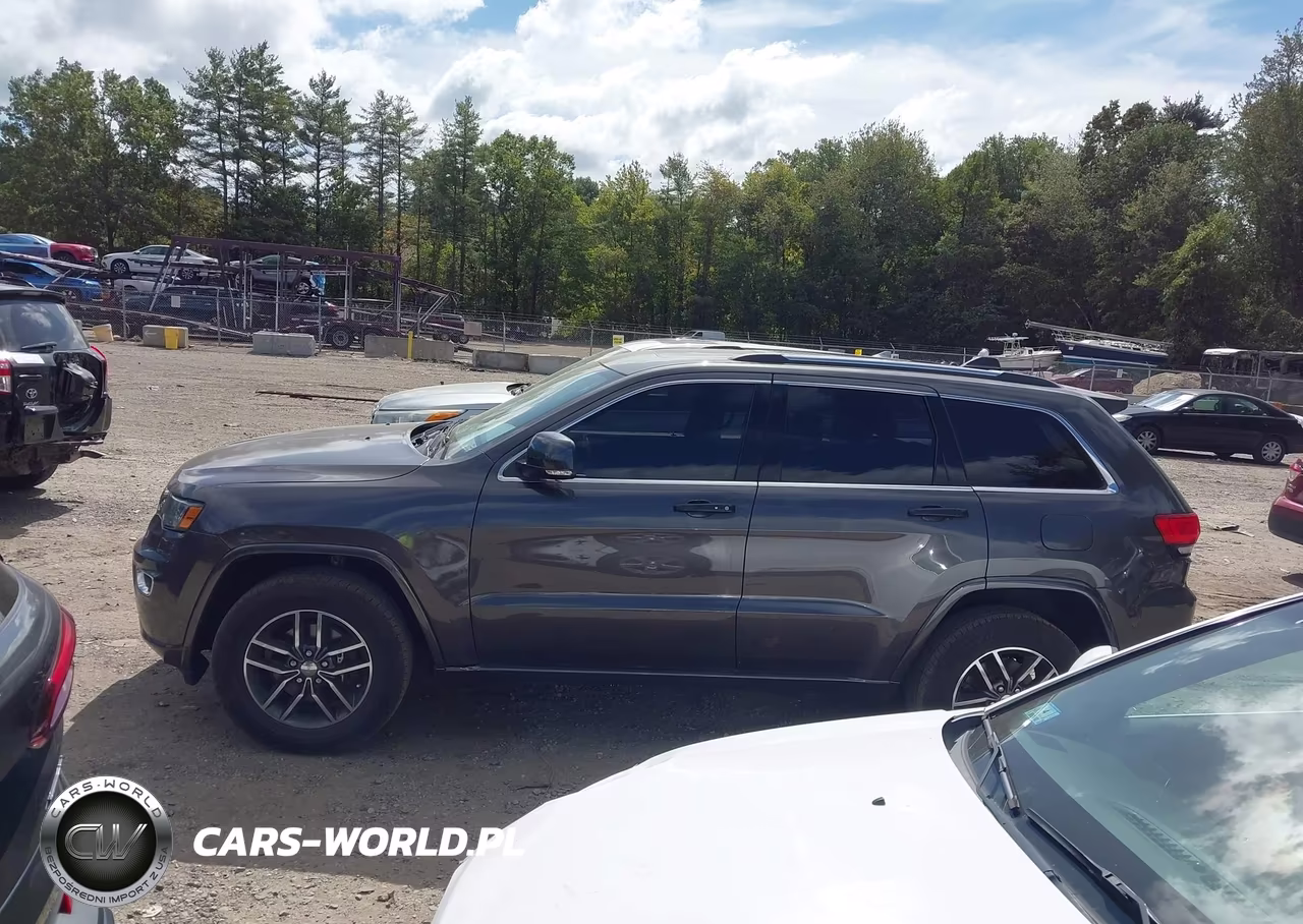 2017 Jeep Grand Cherokee Limited 4X4 VIN:1C4RJFBGXHC782531 - 14