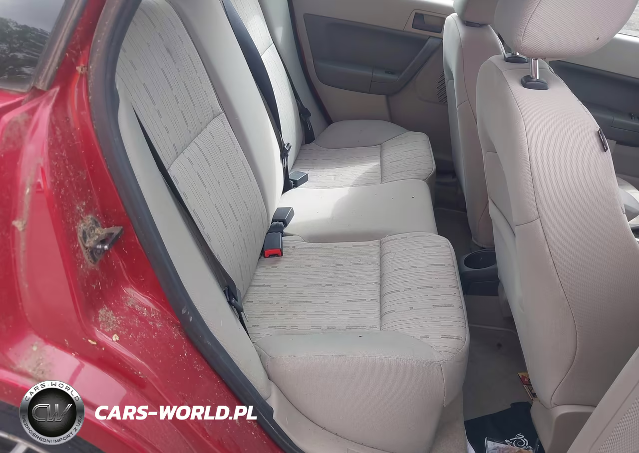 2011 Ford Focus Se VIN:1FAHP3FN6BW119194 - 8