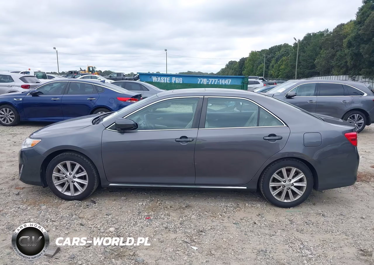 2014 Toyota Camry Xle VIN:4T1BF1FK1EU792631 - 14