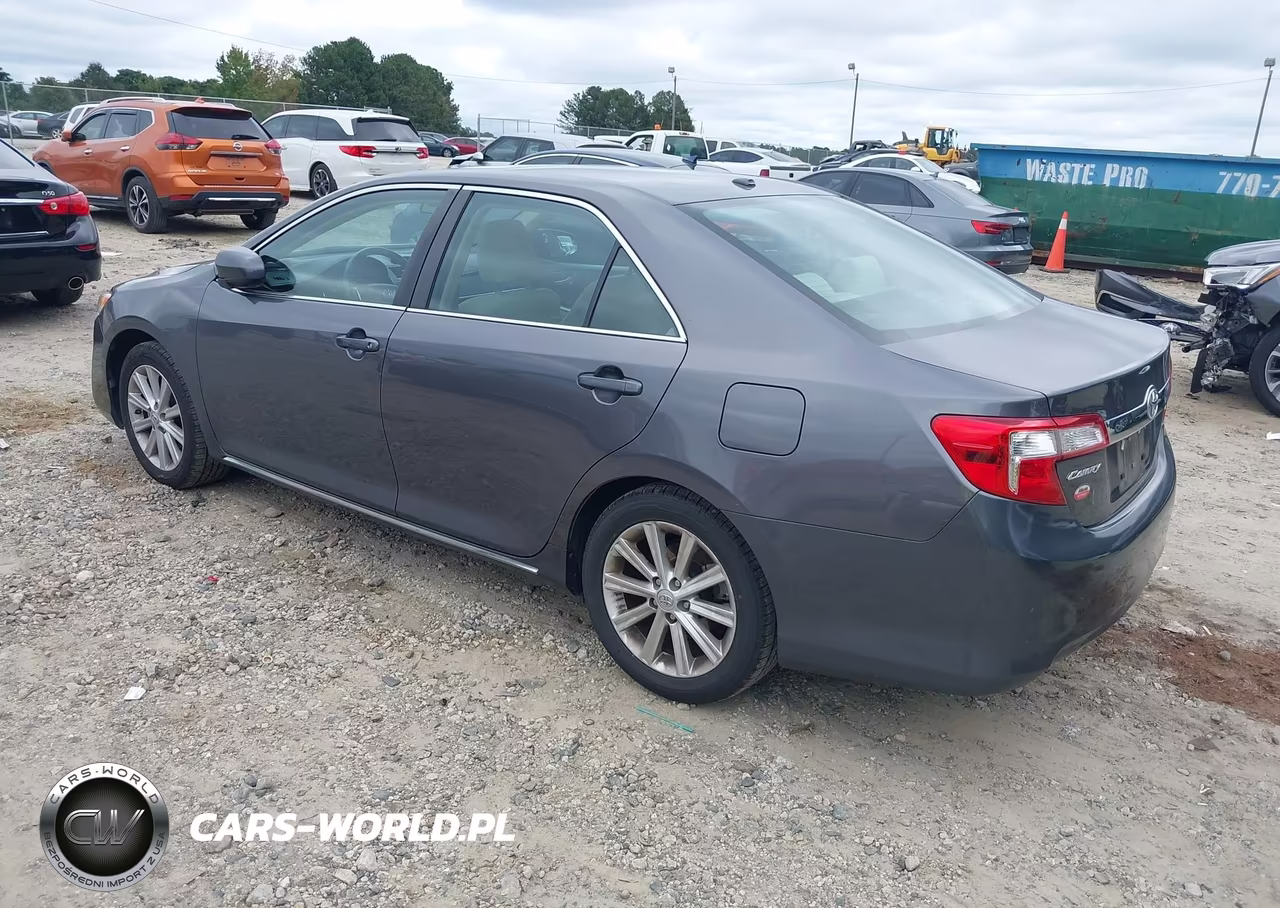 2014 Toyota Camry Xle VIN:4T1BF1FK1EU792631 - 3