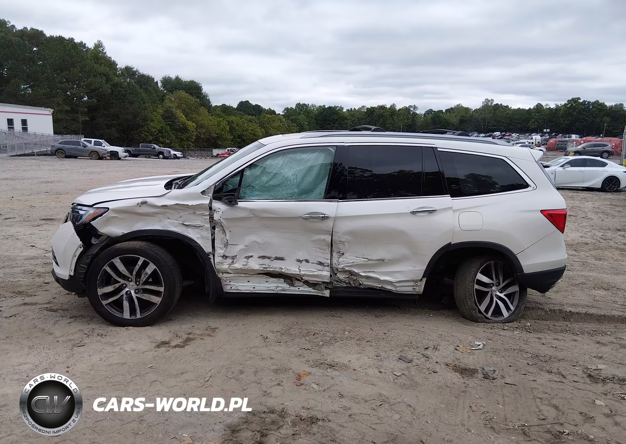 2018 Honda Pilot Elite VIN:5FNYF6H05JB016187 - 14