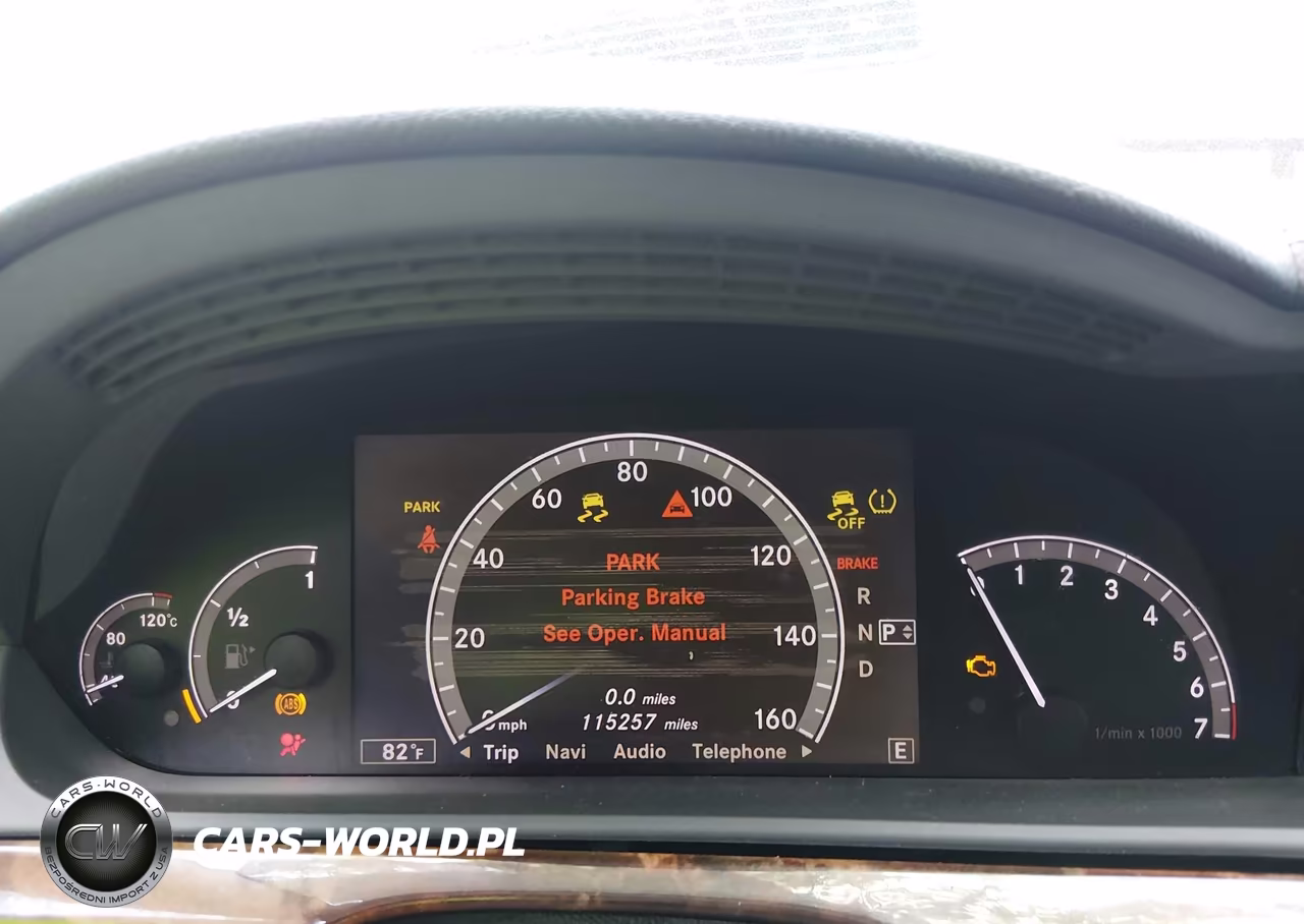 2011 Mercedes-Benz S 550 VIN:WDDNG7BB3BA382326 - 7