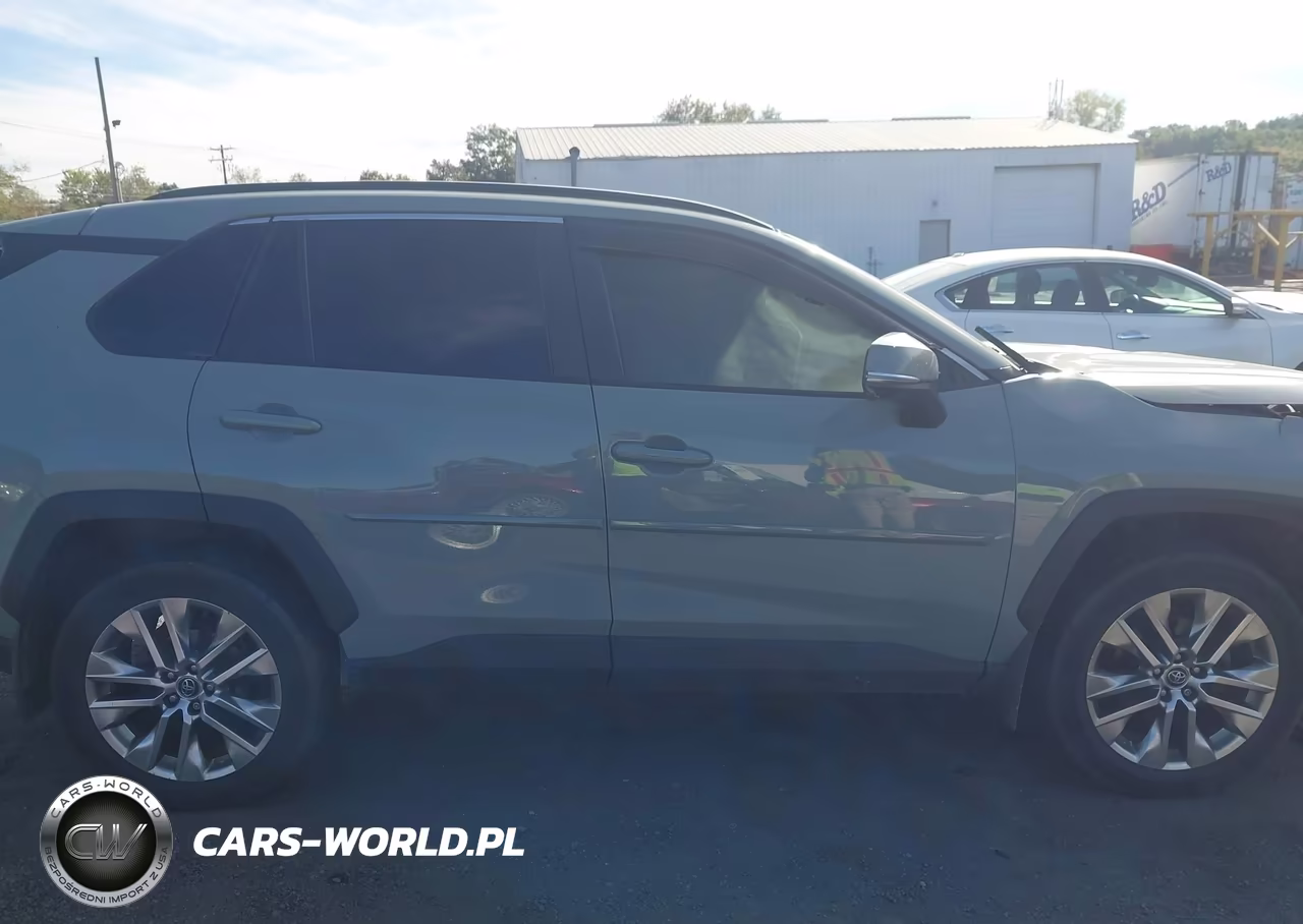 2020 Toyota Rav4 Xle Premium VIN:2T3A1RFV1LW112136 - 13