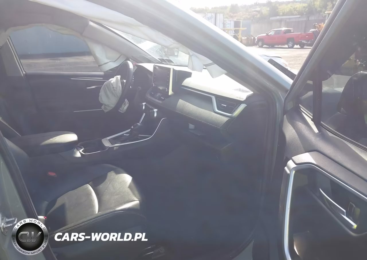 2020 Toyota Rav4 Xle Premium VIN:2T3A1RFV1LW112136 - 5