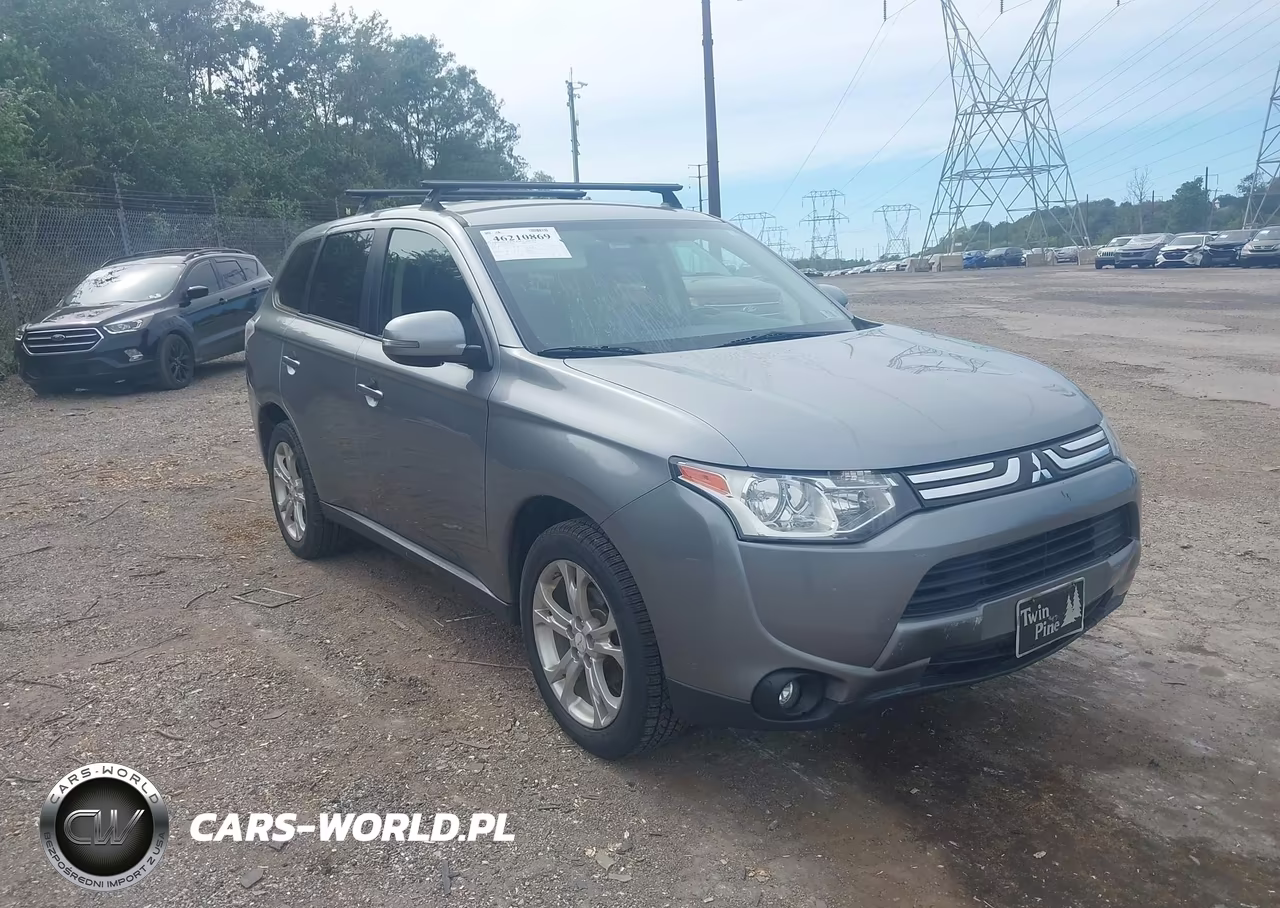 2014 Mitsubishi Outlander Se