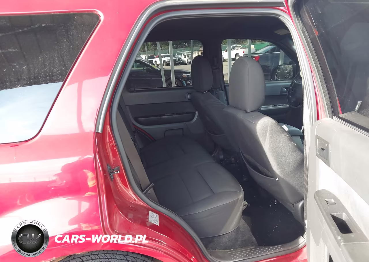 2011 Ford Escape Xlt VIN:1FMCU0D75BKB75002 - 8