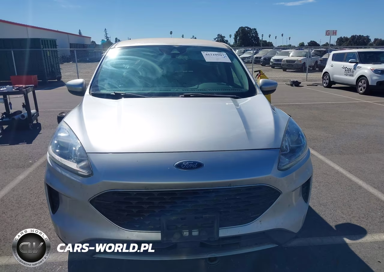 2020 Ford Escape Se VIN:1FMCU9G68LUB82703 - 13