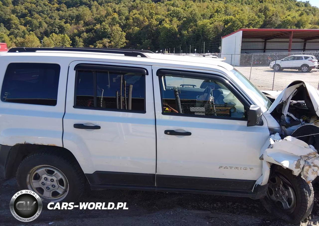 2016 Jeep Patriot Sport VIN:1C4NJRBB2GD690410 - 13