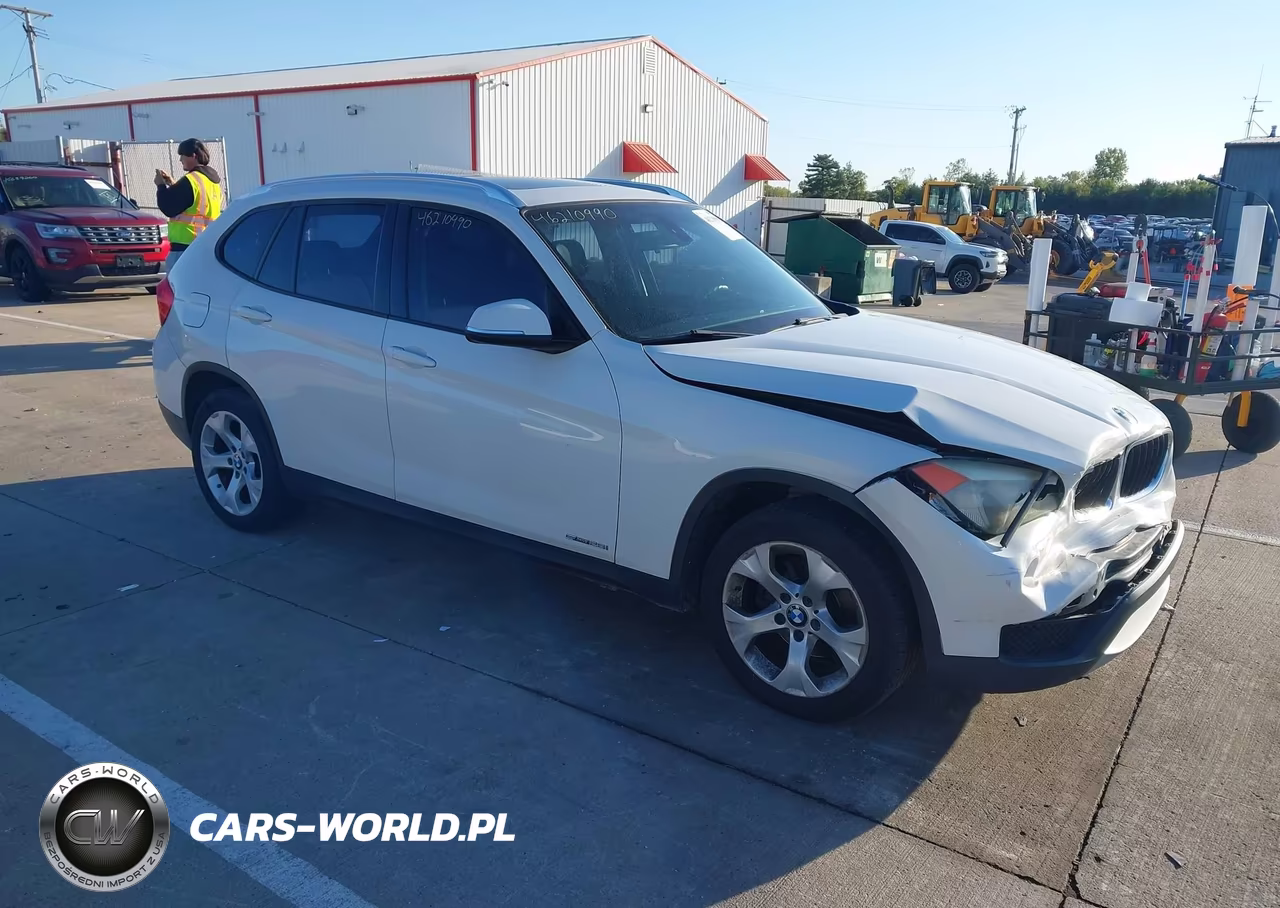 2013 BMW X1 Sdrive28I VIN:WBAVM1C5XDVW43940 - 1