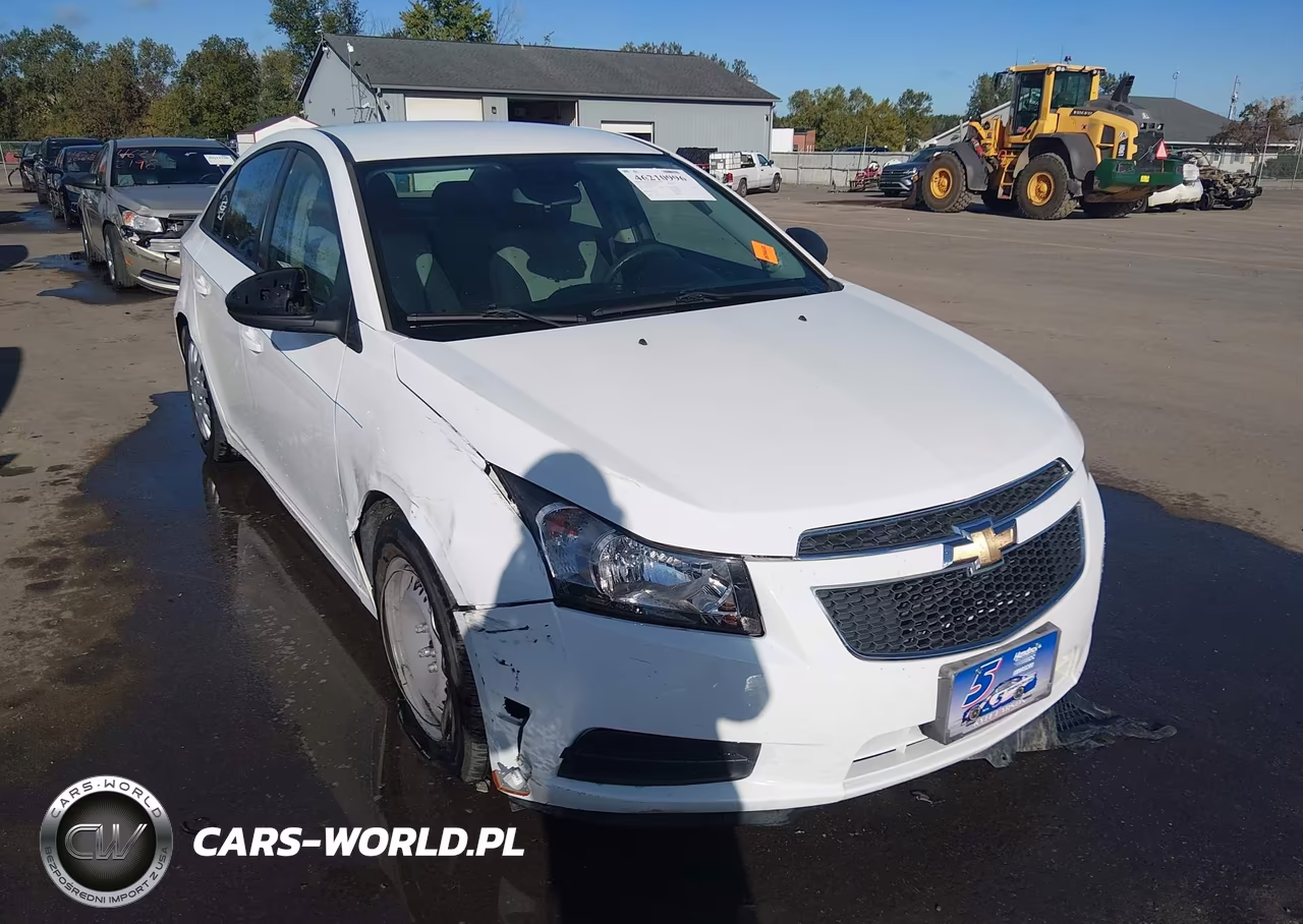 2013 Chevrolet Cruze Ls Auto VIN:1G1PA5SHXD7308939 - 6