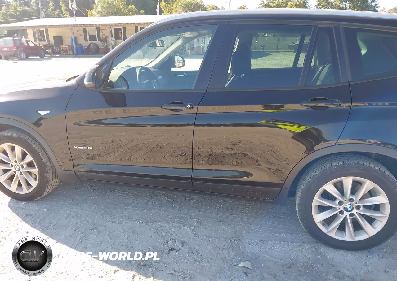 2017 BMW X3 xDrive28I VIN:5UXWX9C30H0W72604 - 14