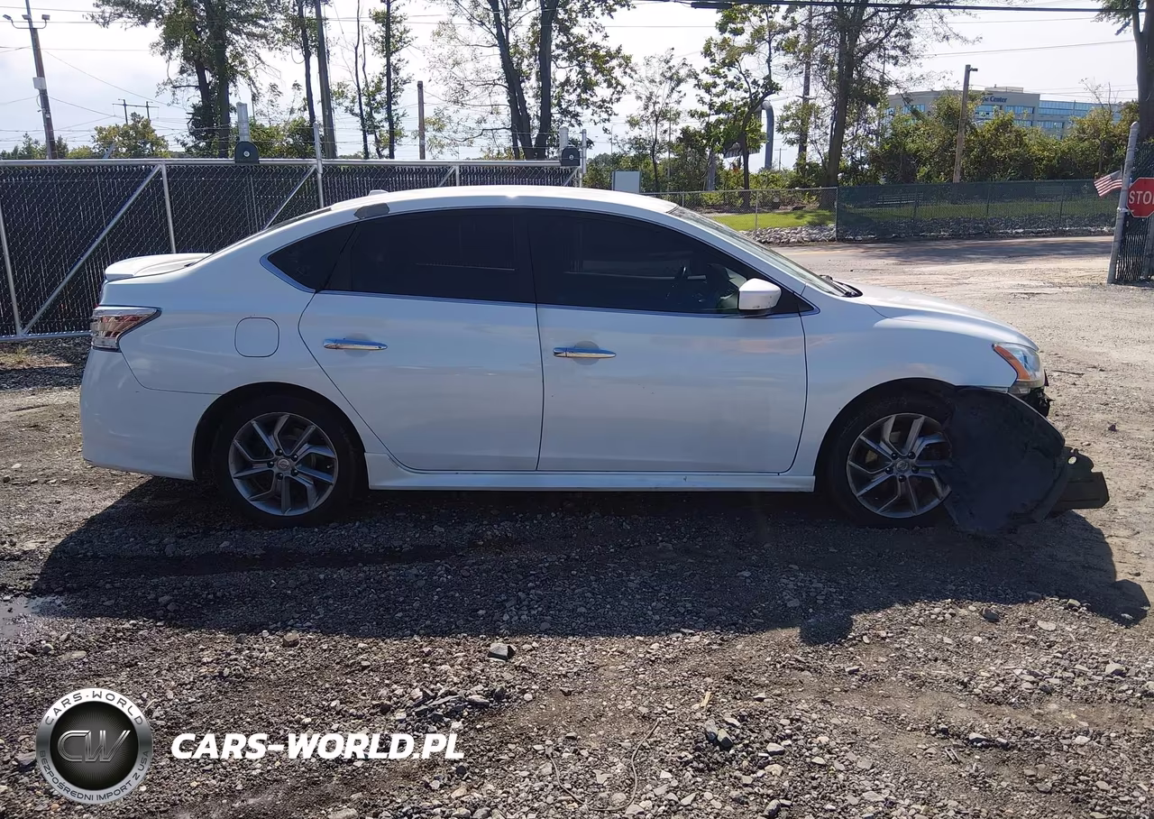 2014 Nissan Sentra Sr VIN:3N1AB7AP1EY338865 - 13