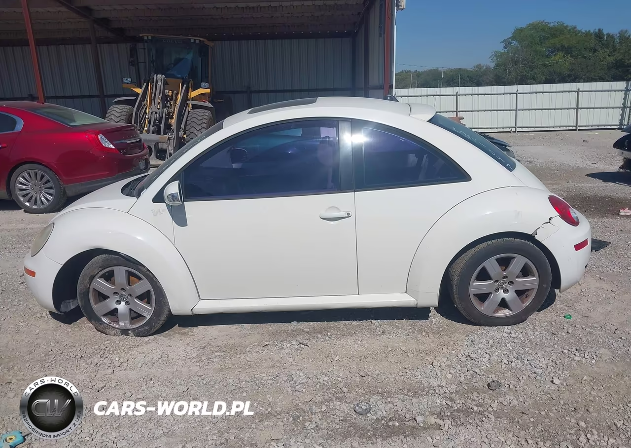 2008 Volkswagen New Beetle Coupe Black Tie Edition-Triple White VIN:3VWFW31C98M521047 - 14