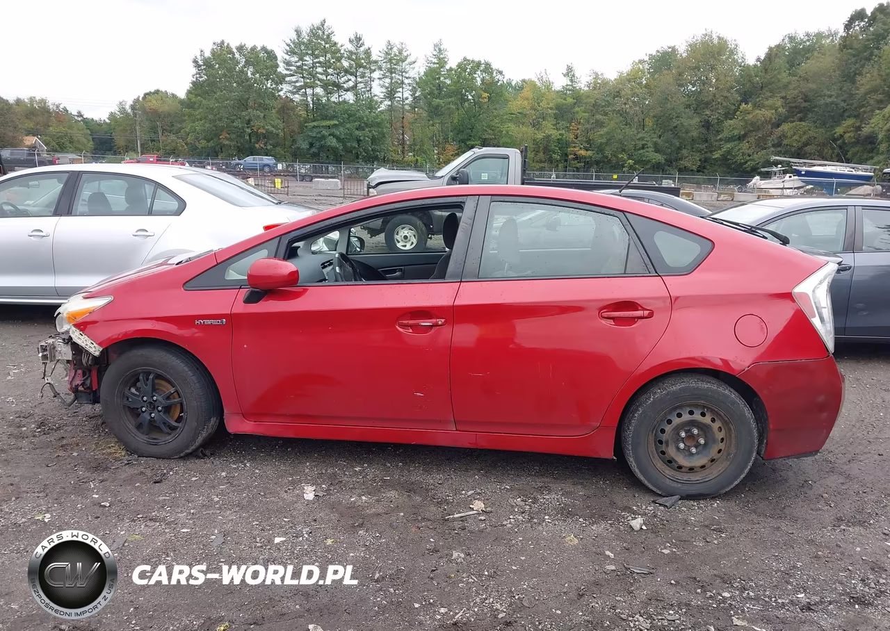 2014 Toyota Prius Two VIN:JTDKN3DU8E0374467 - 13