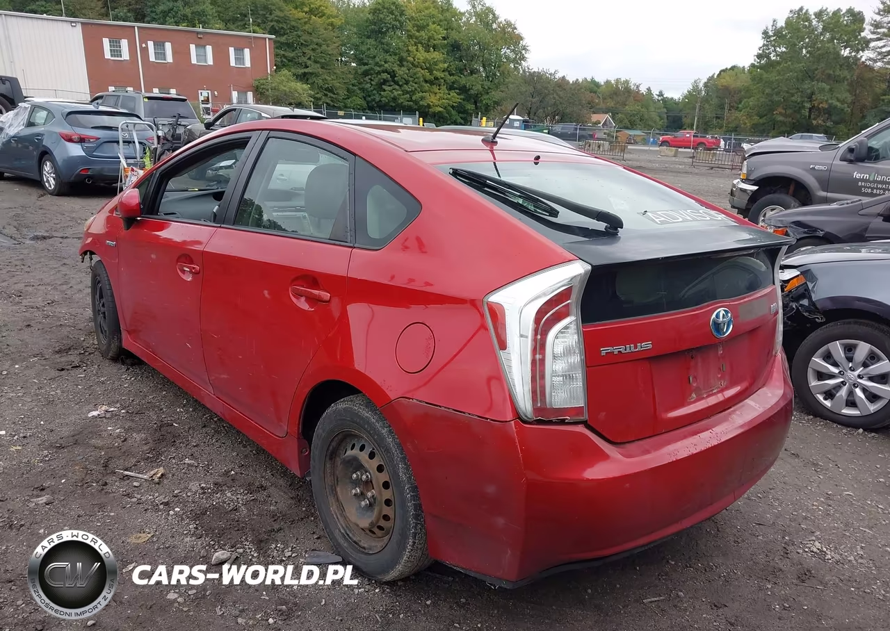 2014 Toyota Prius Two VIN:JTDKN3DU8E0374467 - 3