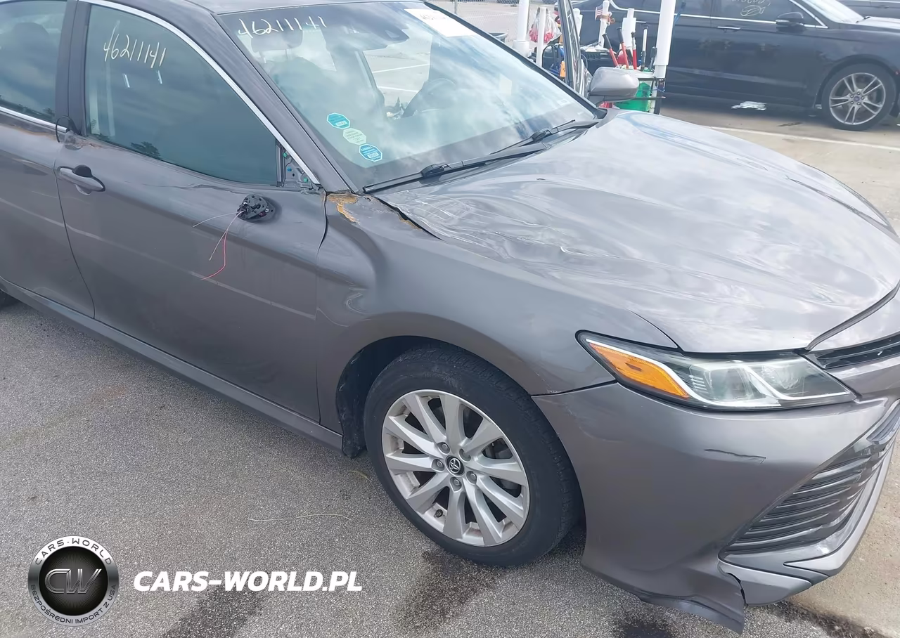 2018 Toyota Camry Le VIN:4T1B11HK3JU637794 - 6