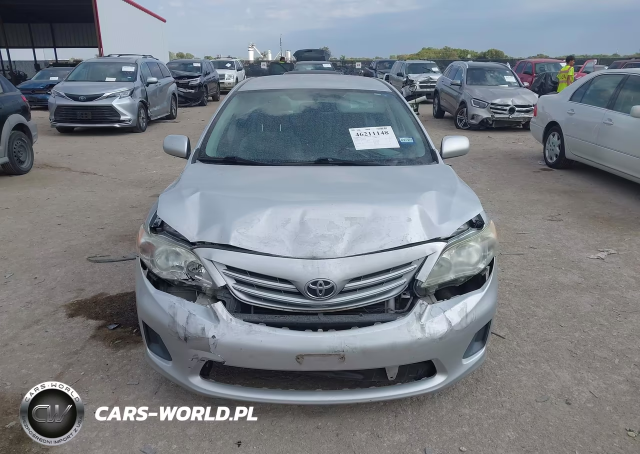 2013 Toyota Corolla Le VIN:5YFBU4EE1DP181825 - 12