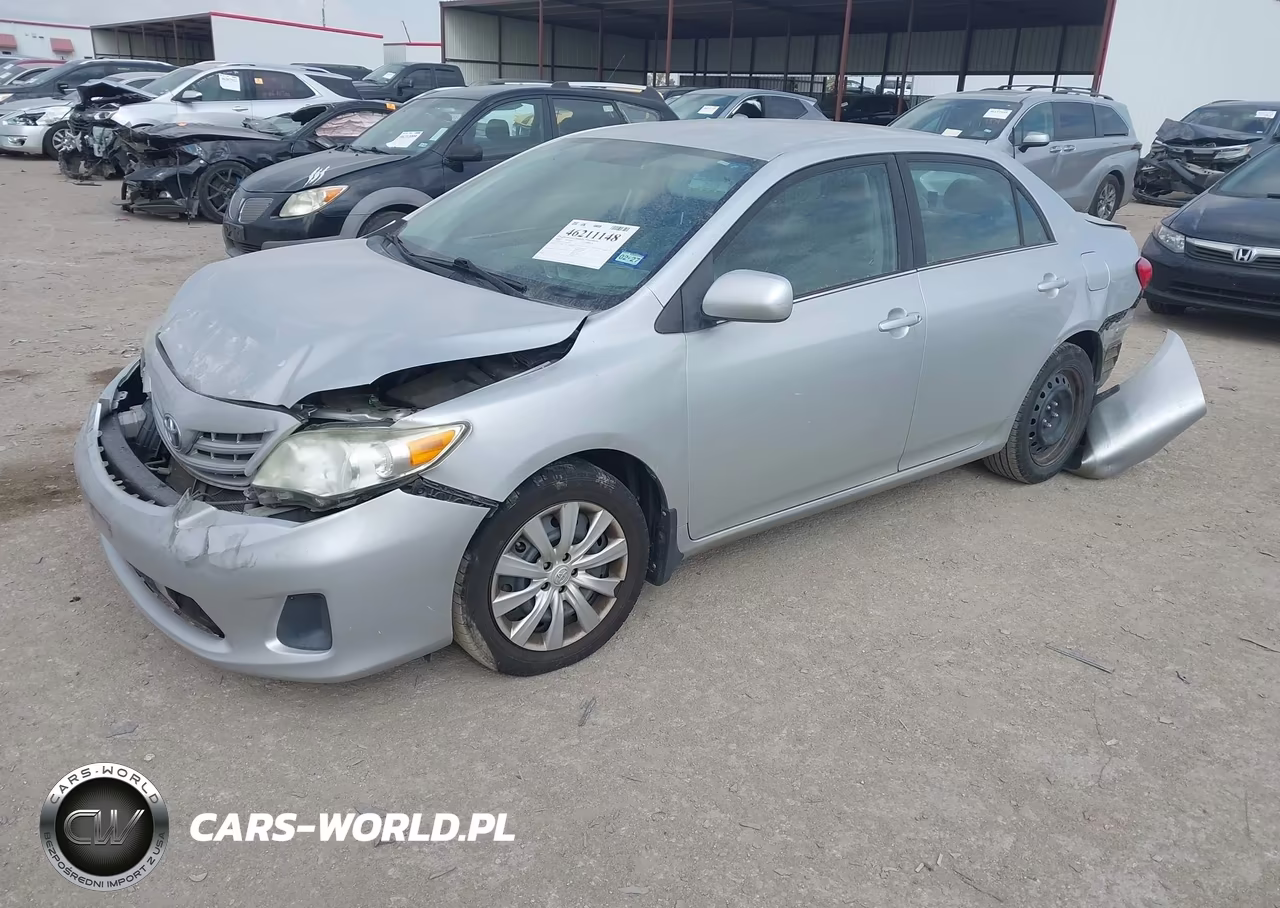 2013 Toyota Corolla Le VIN:5YFBU4EE1DP181825 - 2