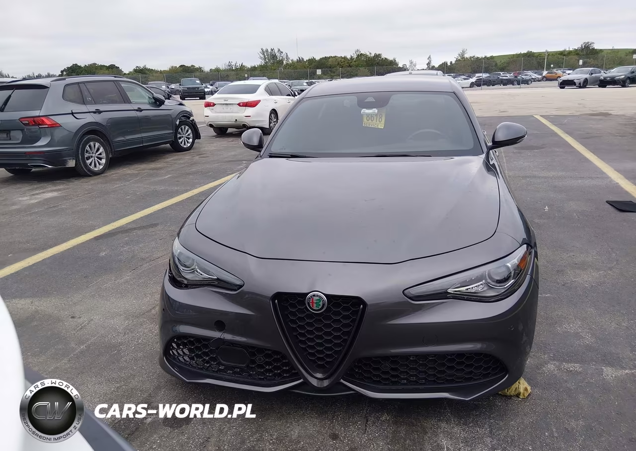 2023 Alfa Romeo Giulia Sprint Rwd VIN:ZARFAMAN4P7666584 - 12