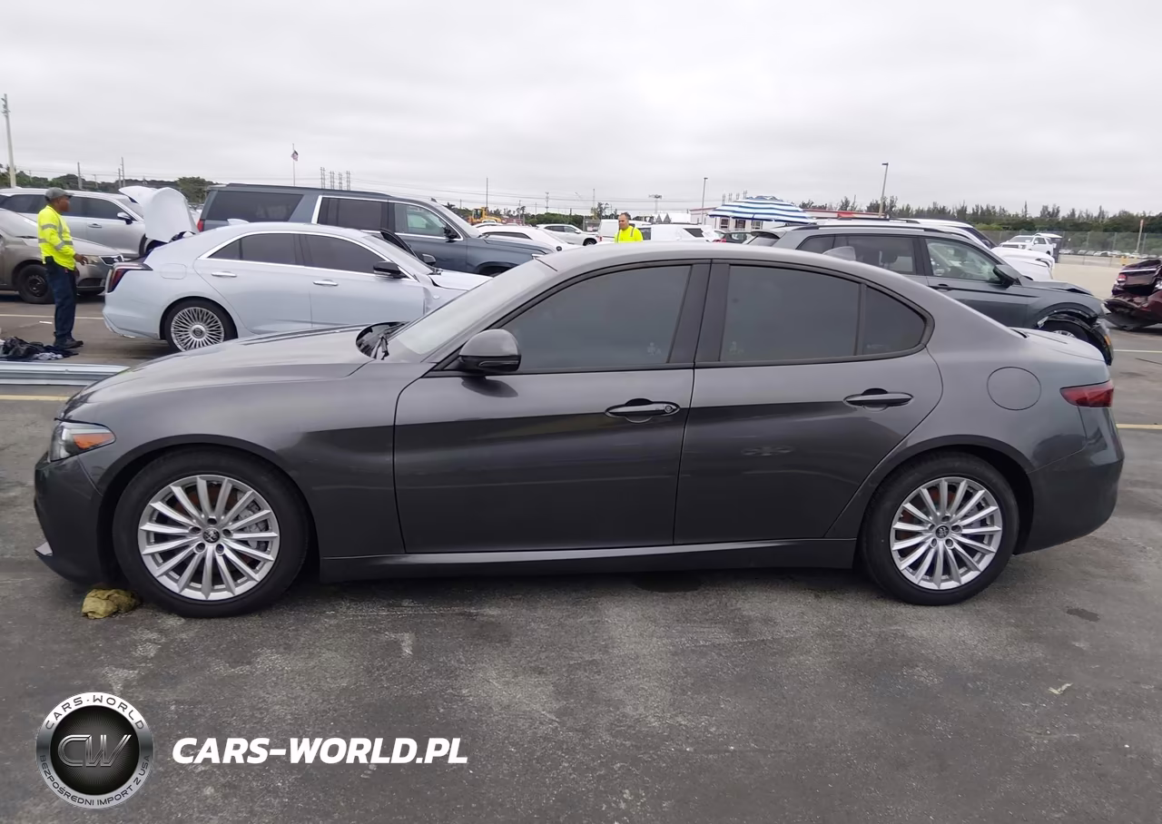 2023 Alfa Romeo Giulia Sprint Rwd VIN:ZARFAMAN4P7666584 - 14
