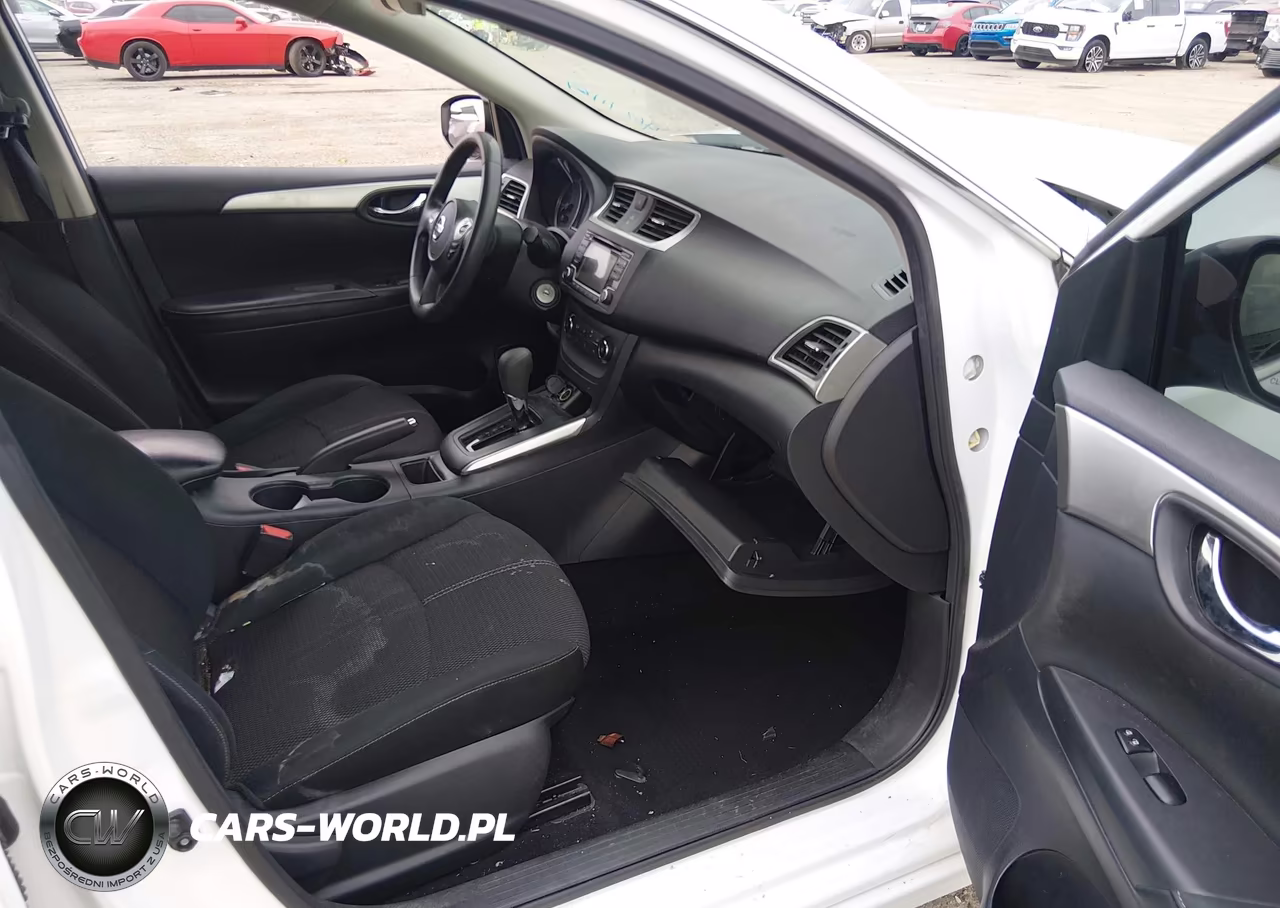 2018 Nissan Sentra S VIN:3N1AB7AP2JY293087 - 5