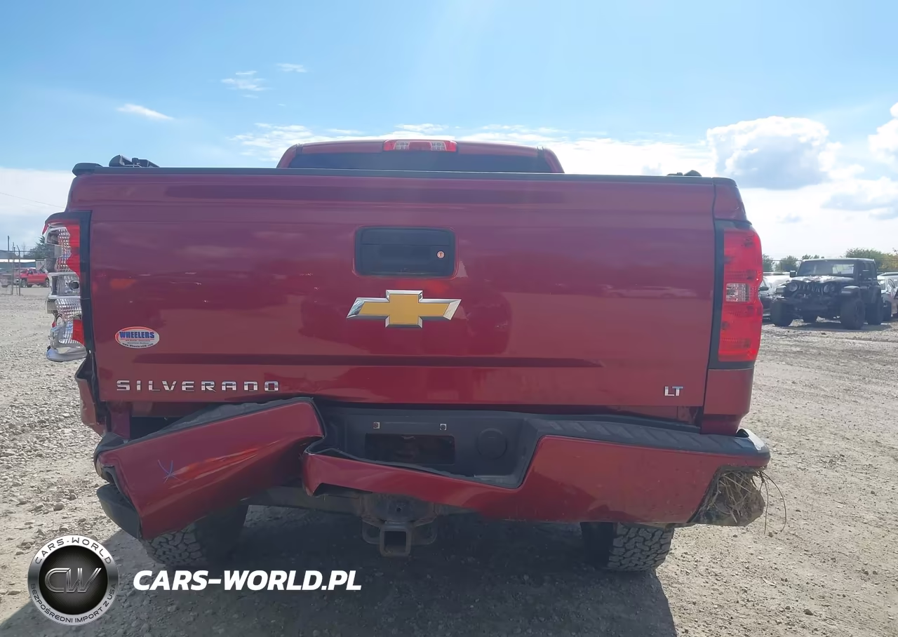 2018 Chevrolet Silverado 1500 2Lt VIN:3GCUKREC8JG579027 - 16