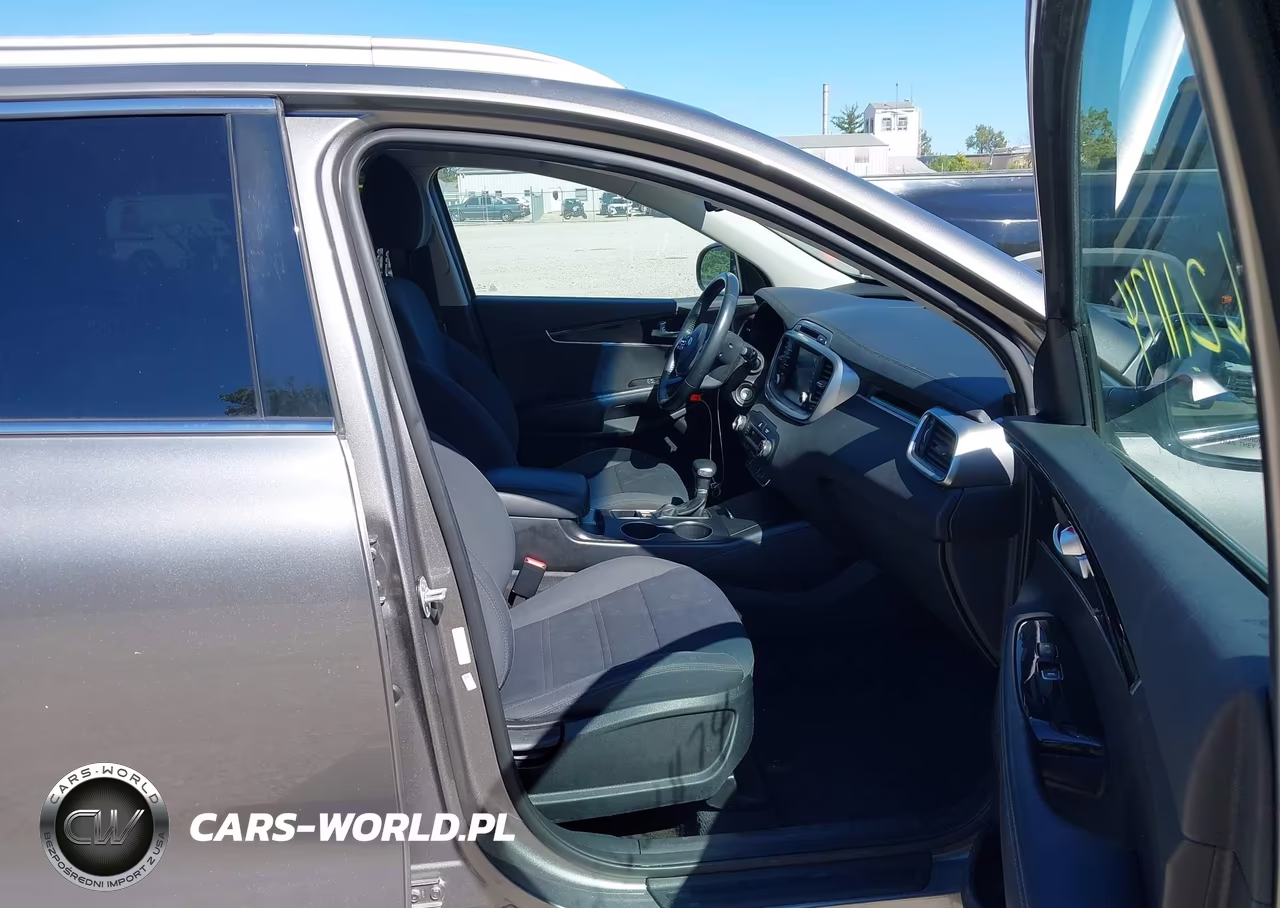 2019 Kia Sorento 3.3L Lx VIN:5XYPG4A55KG499371 - 5