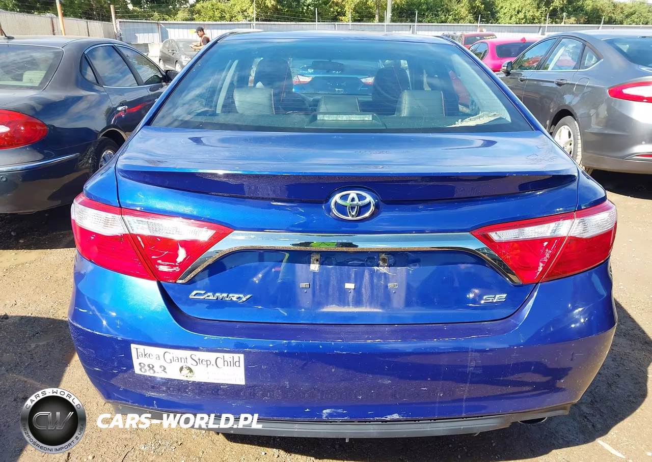 2016 Toyota Camry Se VIN:4T1BF1FK2GU581893 - 15