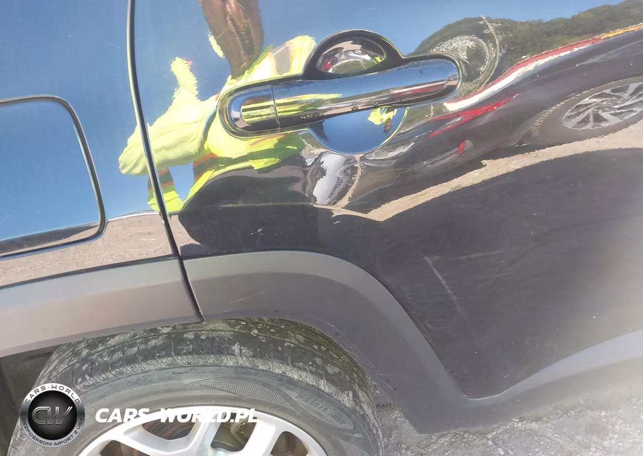 2017 Jeep Renegade Latitude 4X4 VIN:ZACCJBBB6HPG49716 - 17
