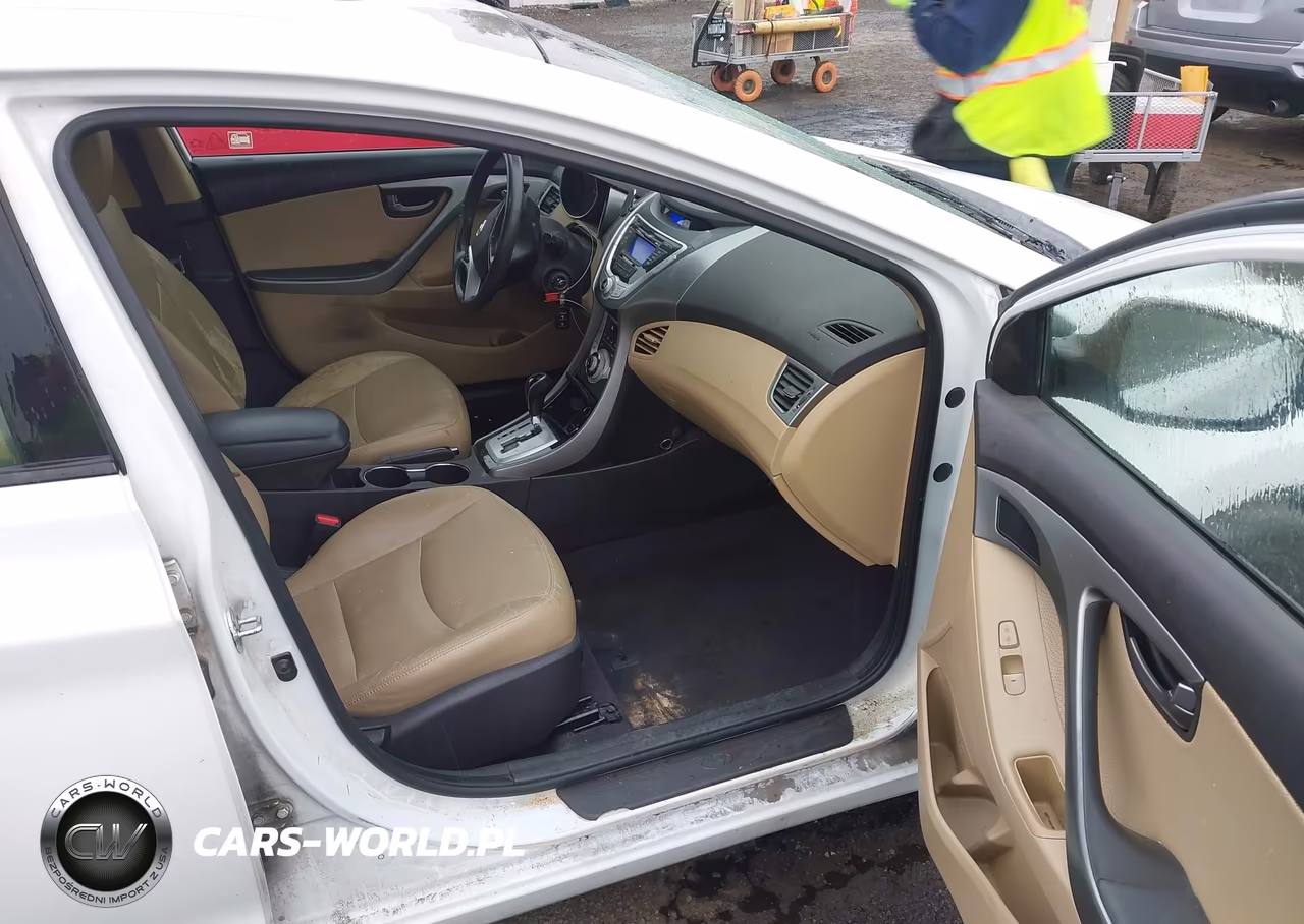 2012 Hyundai Elantra Limited VIN:5NPDH4AE2CH104671 - 5