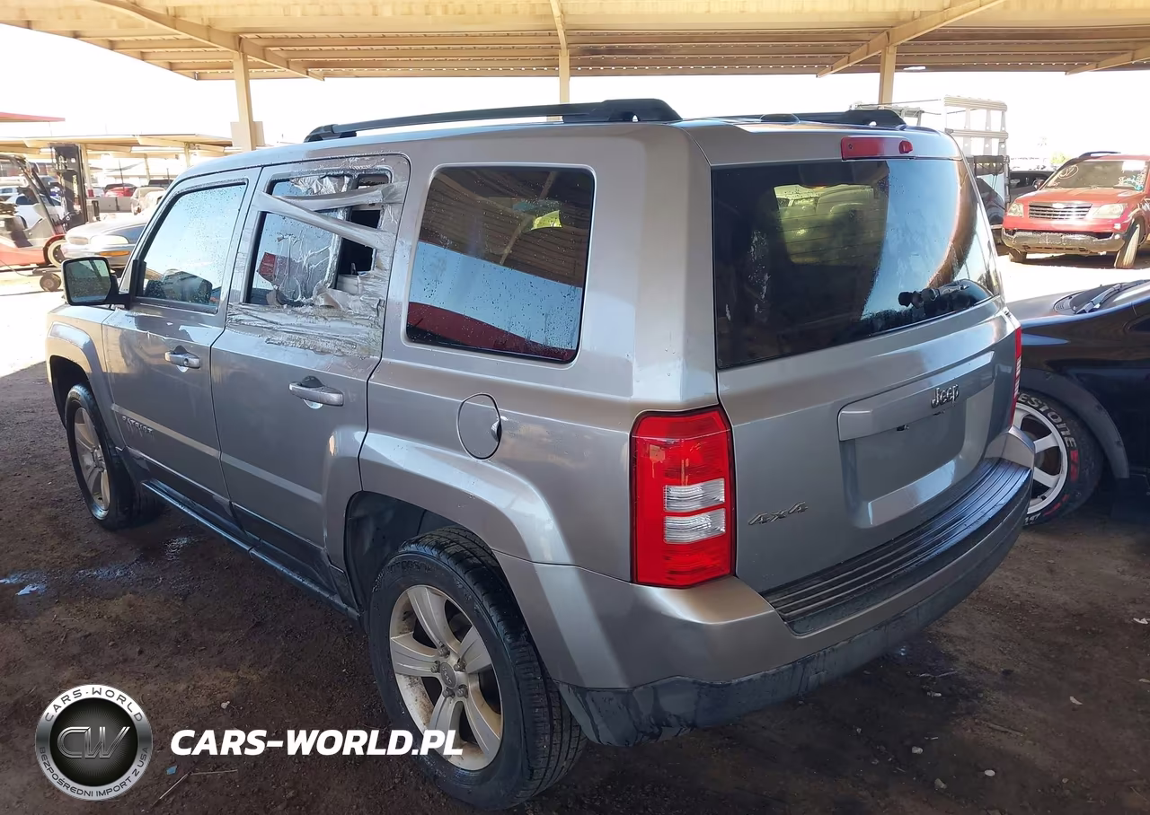 2016 Jeep Patriot Sport VIN:1C4NJRBB8GD781553 - 3