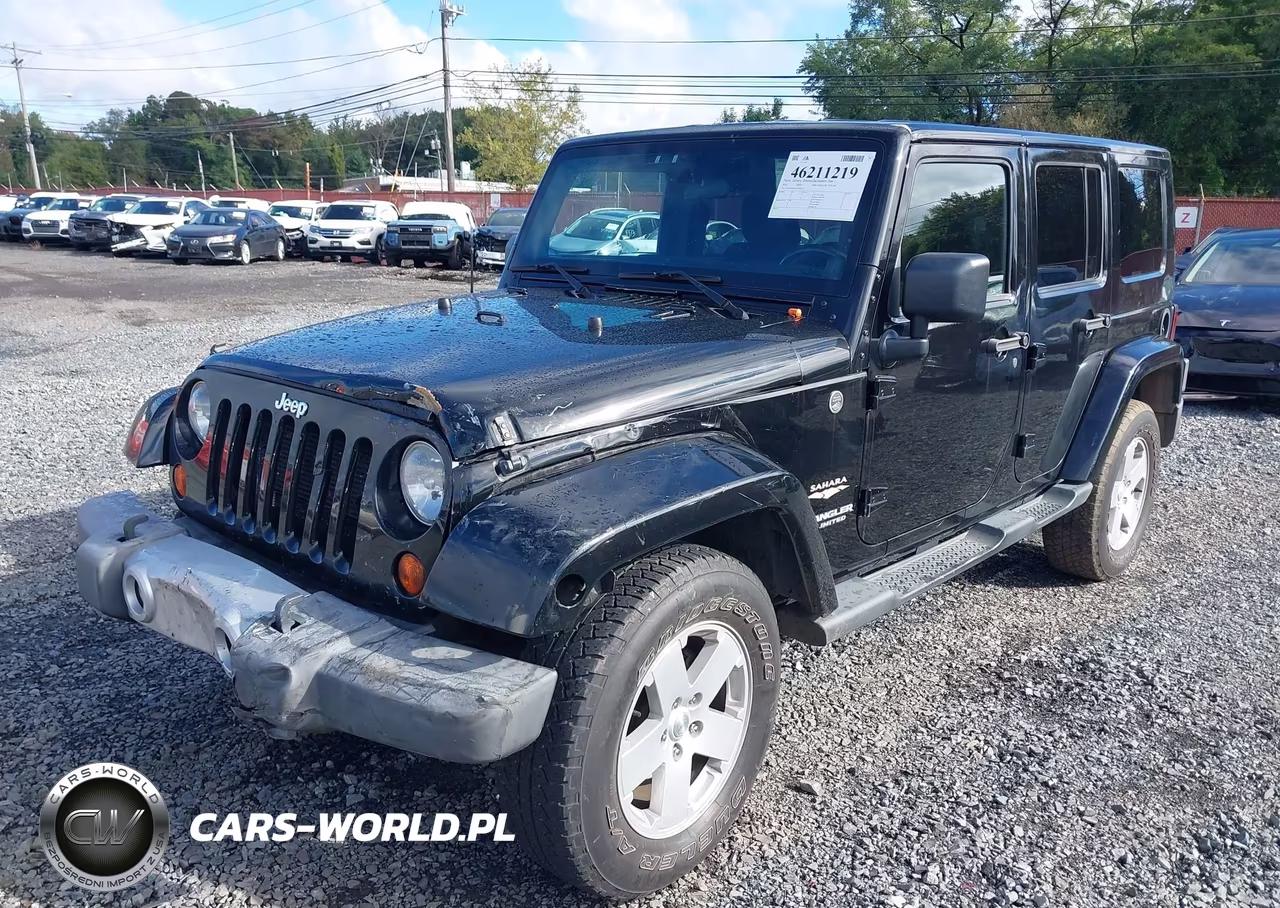 2012 Jeep Wrangler Unlimited Sahara VIN:1C4BJWEG2CL198579 - 6