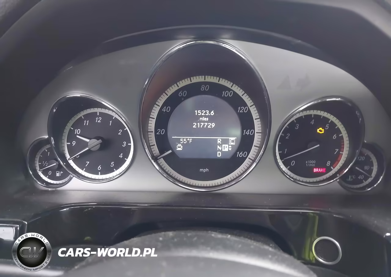 2010 Mercedes-Benz E 550 4Matic VIN:WDDHF9ABXAA233858 - 7
