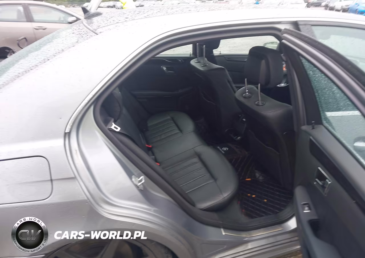 2010 Mercedes-Benz E 550 4Matic VIN:WDDHF9ABXAA233858 - 8
