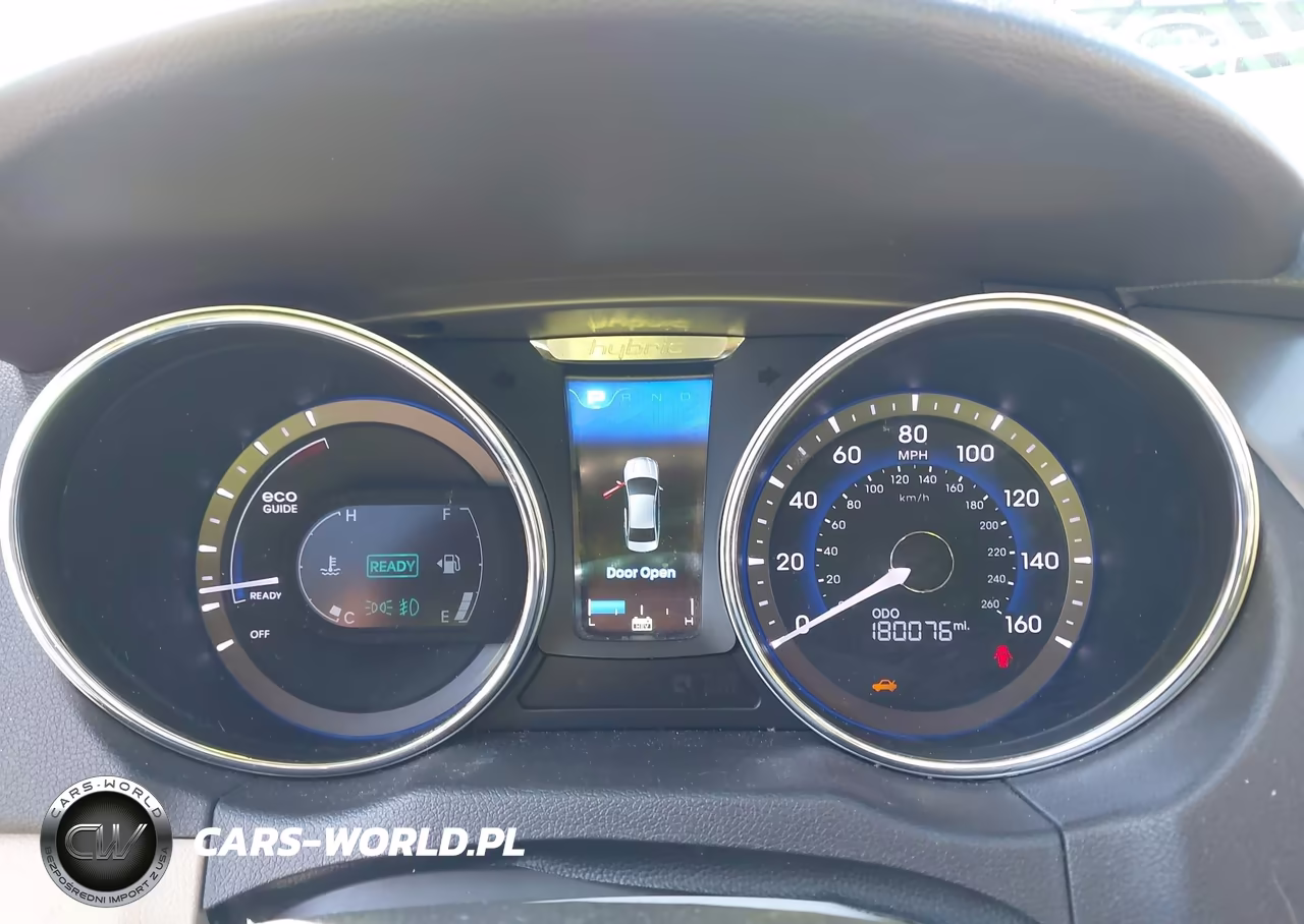 2015 Hyundai Sonata Hybrid VIN:KMHEC4A4XFA138858 - 7