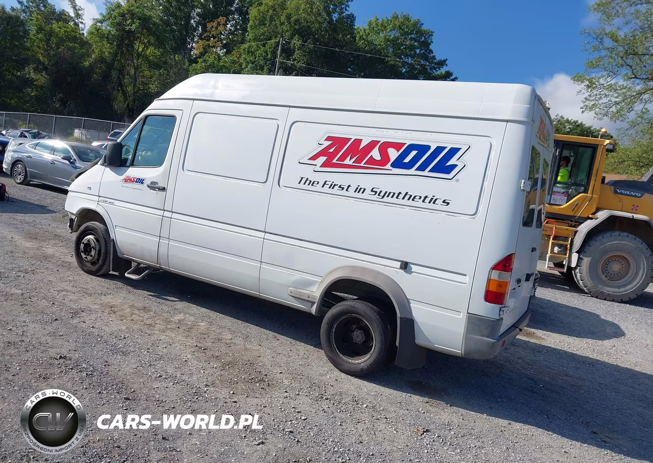 2005 Freightliner Sprinter 3500 VIN:WDYPD444655838362 - 3