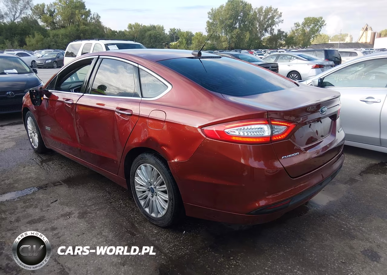 2014 Ford Fusion Energi Se Luxury VIN:3FA6P0PUXER382971 - 3